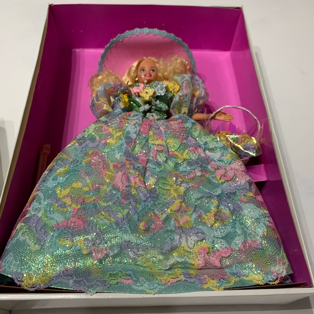 Barbie 1994 Mattel Spring Bouquet Doll Enchanted Seasons Collection Limited - Picture 2 of 7
